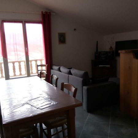 Les Logis De Lucie Apartment Selonnet Exterior photo